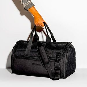 Wild One Travel Pet Carrier. NEW Without Tags